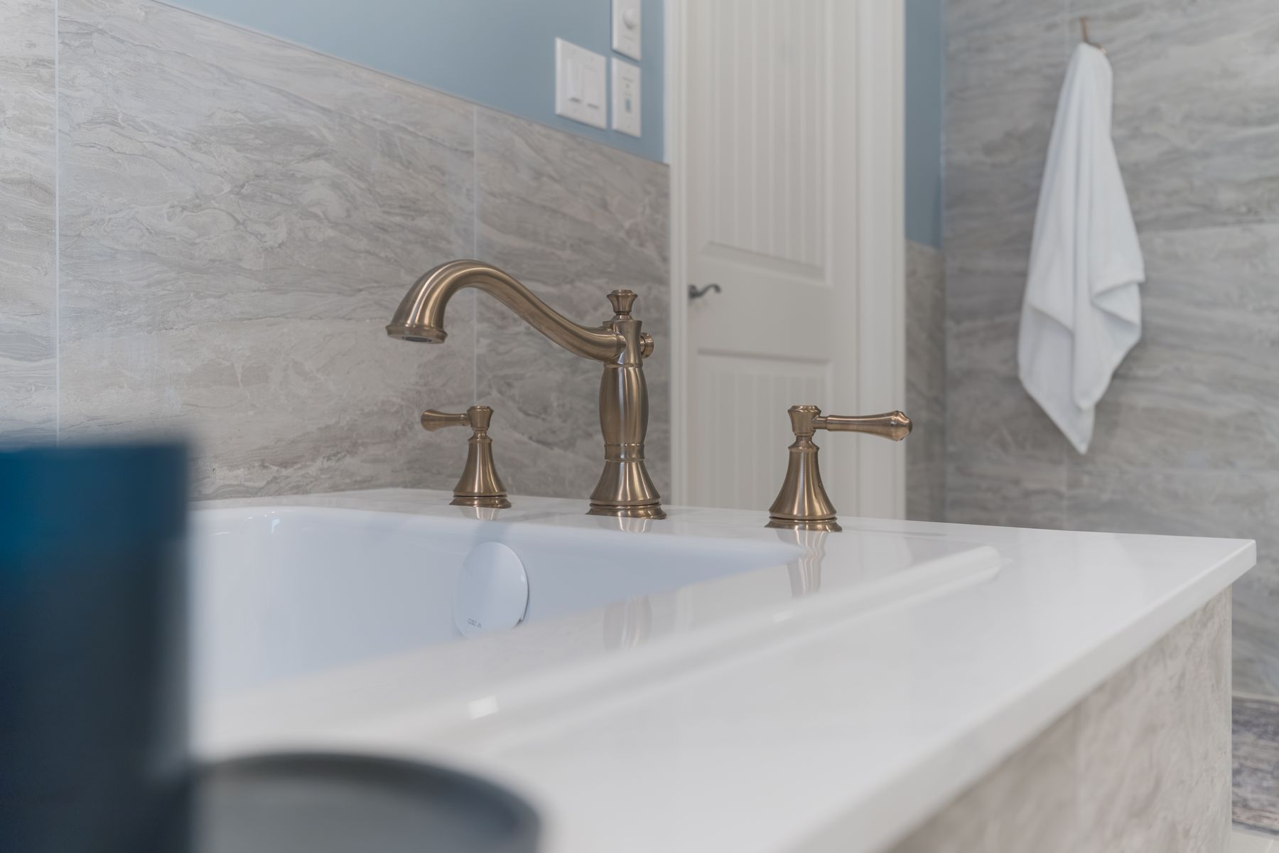 Bathroom renovation by Bath Tune-Up of West London, photographed by Mike Mala